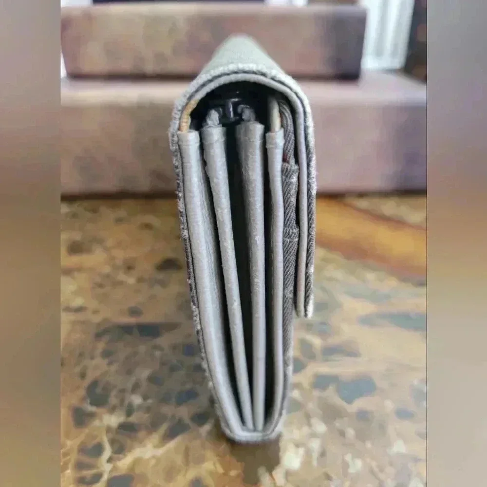 Louis Vuitton Mini Lin Monogram Wallet - Picture 3 of 10